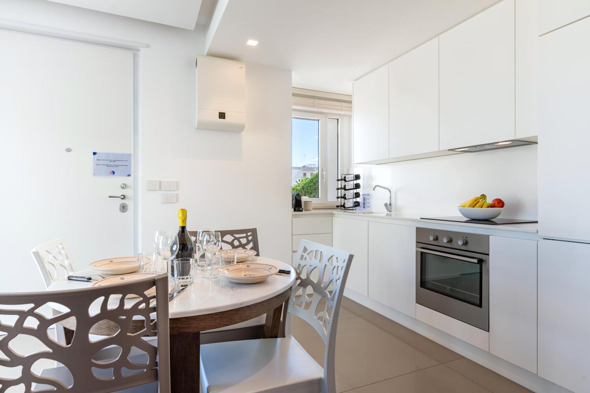 Exclusive Deluxe Apt Up To 6 People & Heated Tub Polignano a Mare Exteriör bild