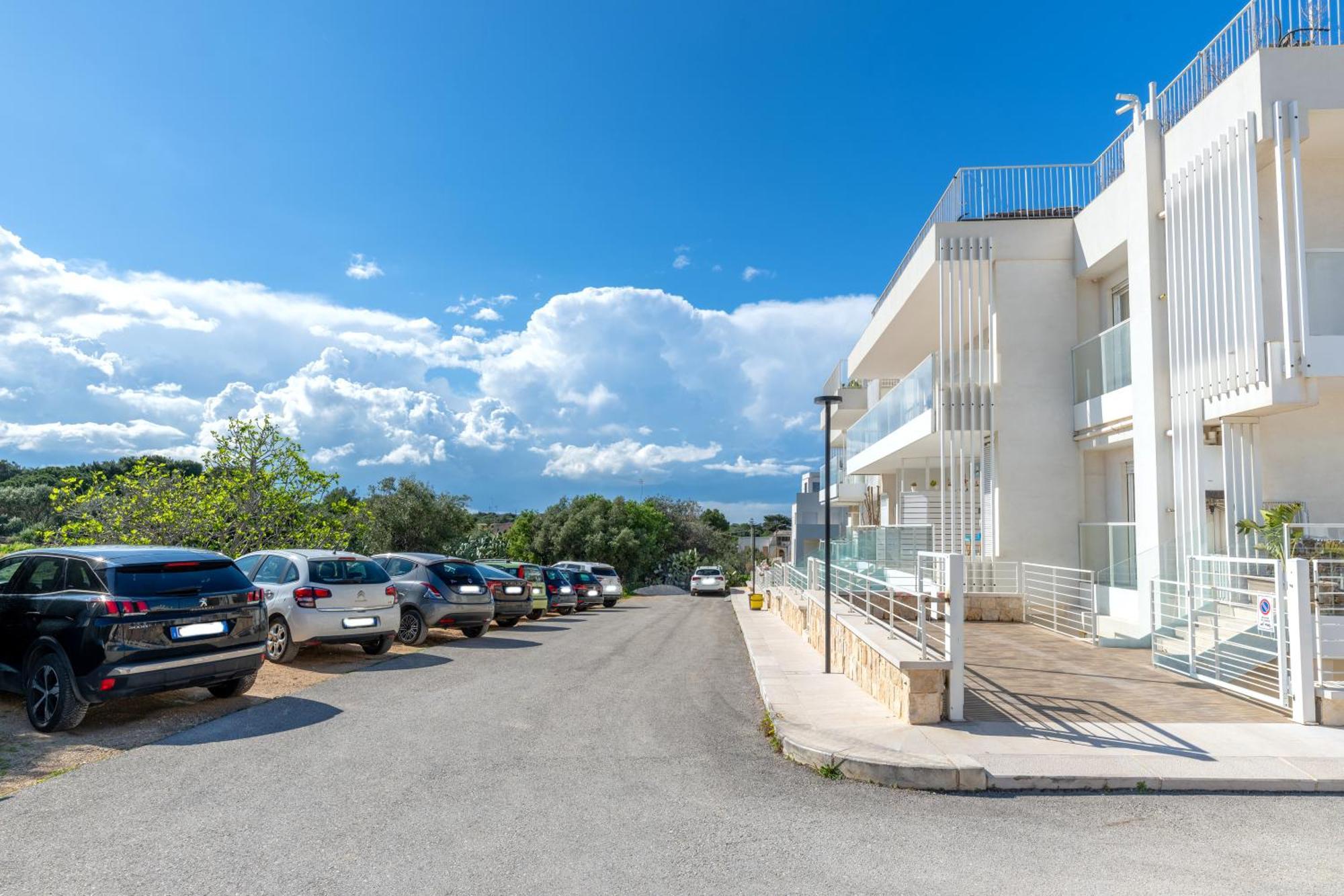 Exclusive Deluxe Apt Up To 6 People & Heated Tub Polignano a Mare Exteriör bild
