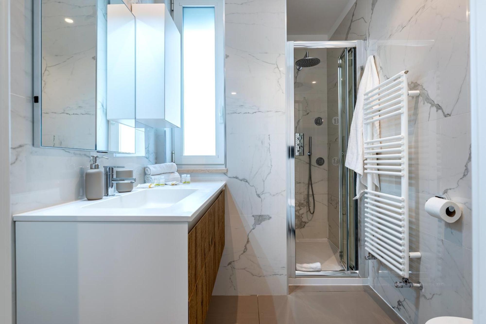 Exclusive Deluxe Apt Up To 6 People & Heated Tub Polignano a Mare Exteriör bild