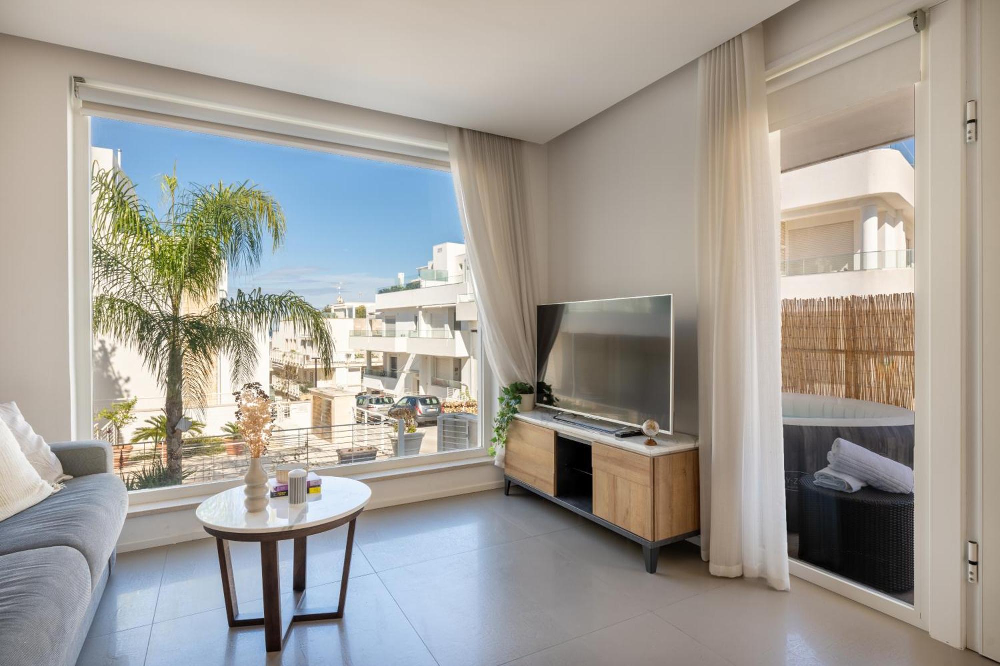 Exclusive Deluxe Apt Up To 6 People & Heated Tub Polignano a Mare Exteriör bild