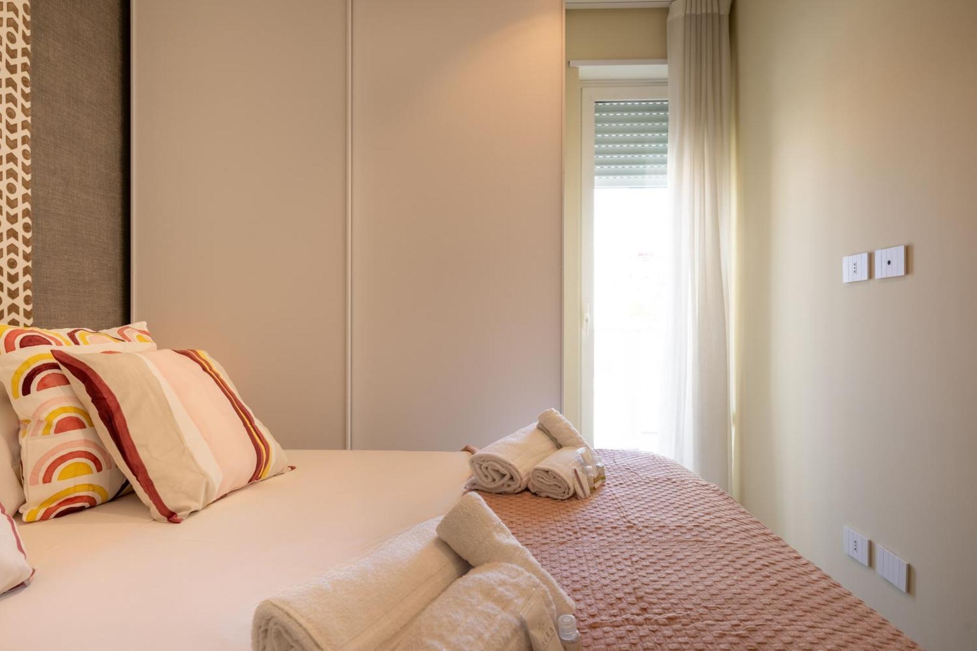 Exclusive Deluxe Apt Up To 6 People & Heated Tub Polignano a Mare Exteriör bild