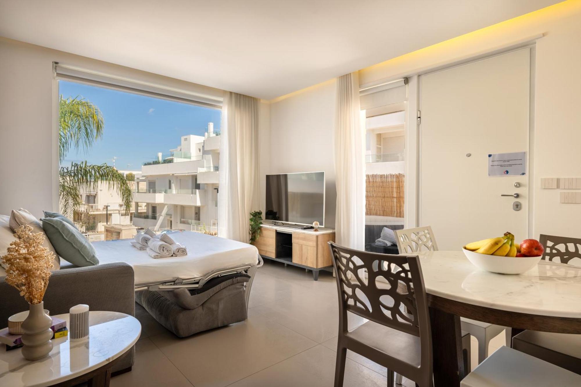 Exclusive Deluxe Apt Up To 6 People & Heated Tub Polignano a Mare Exteriör bild