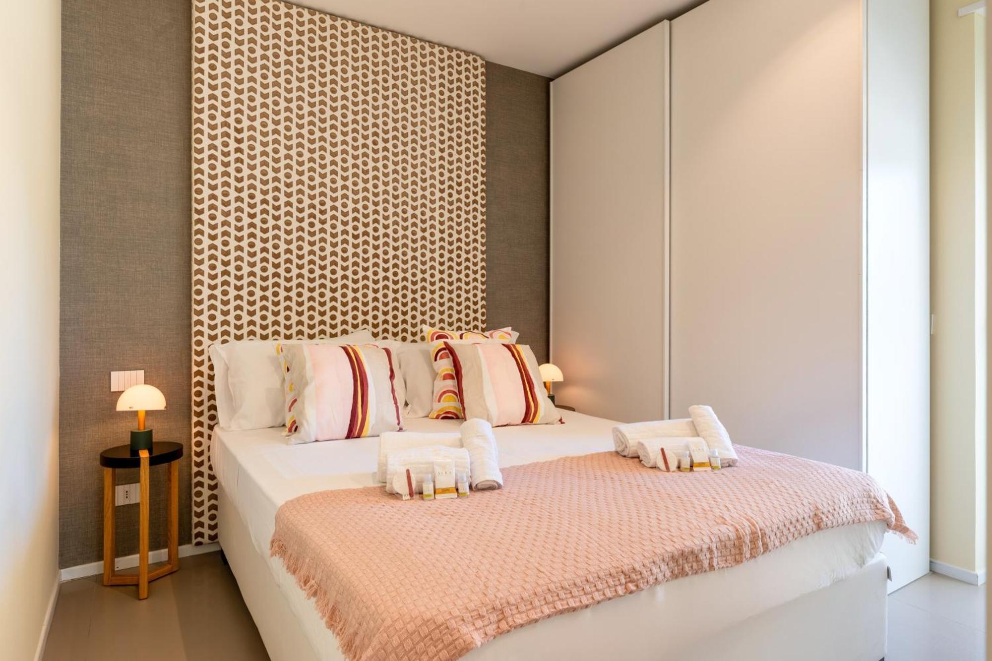 Exclusive Deluxe Apt Up To 6 People & Heated Tub Polignano a Mare Exteriör bild